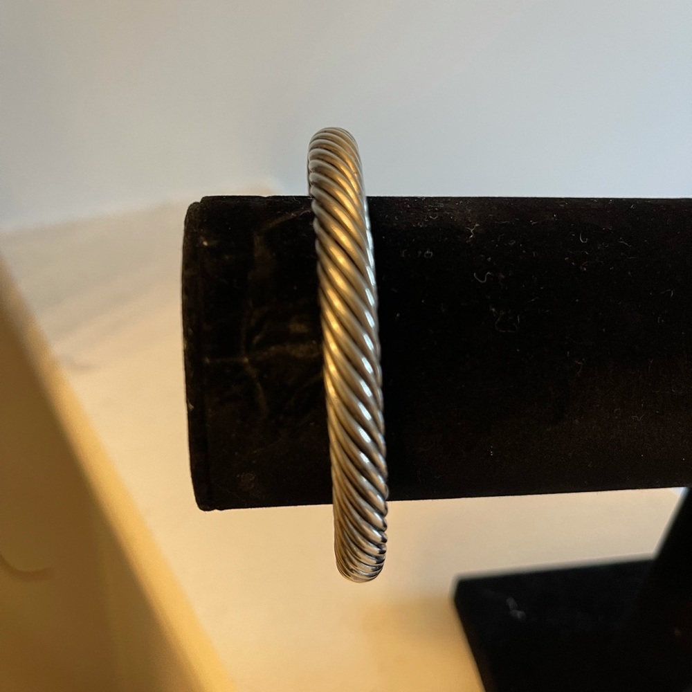 Cable Classic bracelet with black.